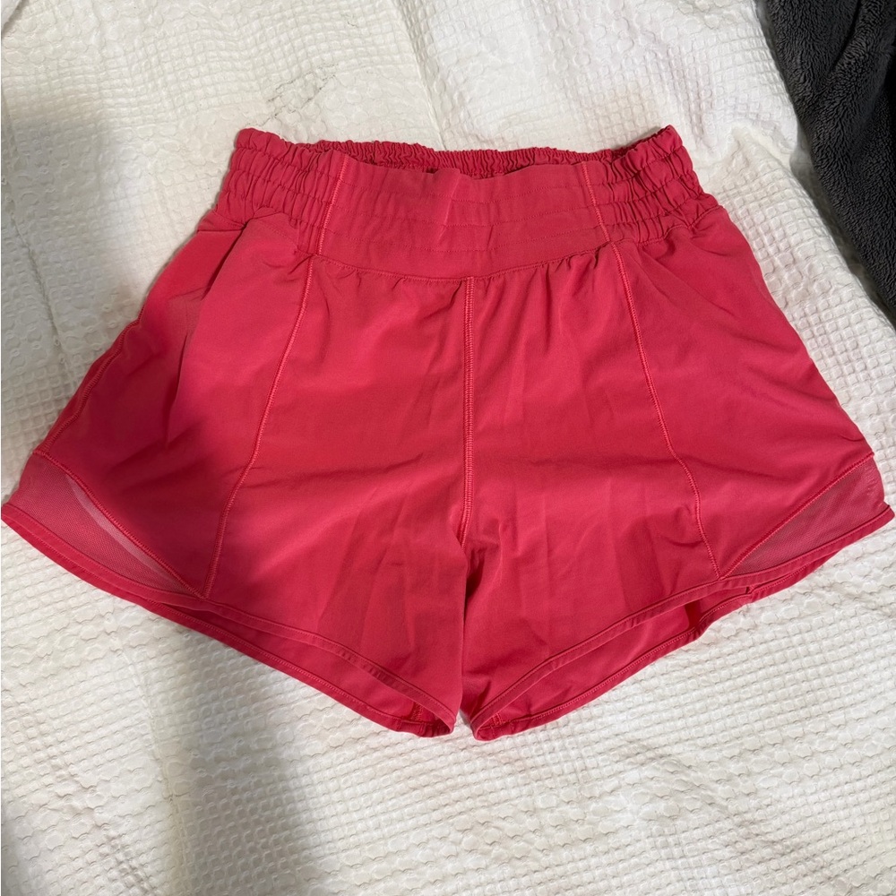Lululemon hotty hot high rise lined short 4”